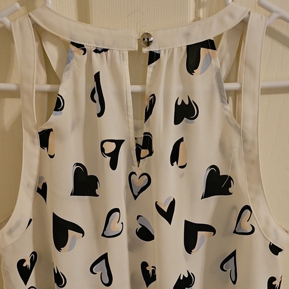 Chaps White Black Pattern Sleeveless Tank Top - Picture 2 of 4